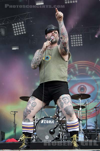 TURBONEGRO - 2018-06-16 - BRETIGNY-SUR-ORGE - Base Aerienne 217 - Main Stage - 